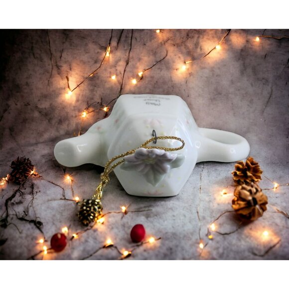 Vintage 1994 Enesco Precious  Moments Boy Wrapped In Lights Teapot Ornament - Picture 6 of 6